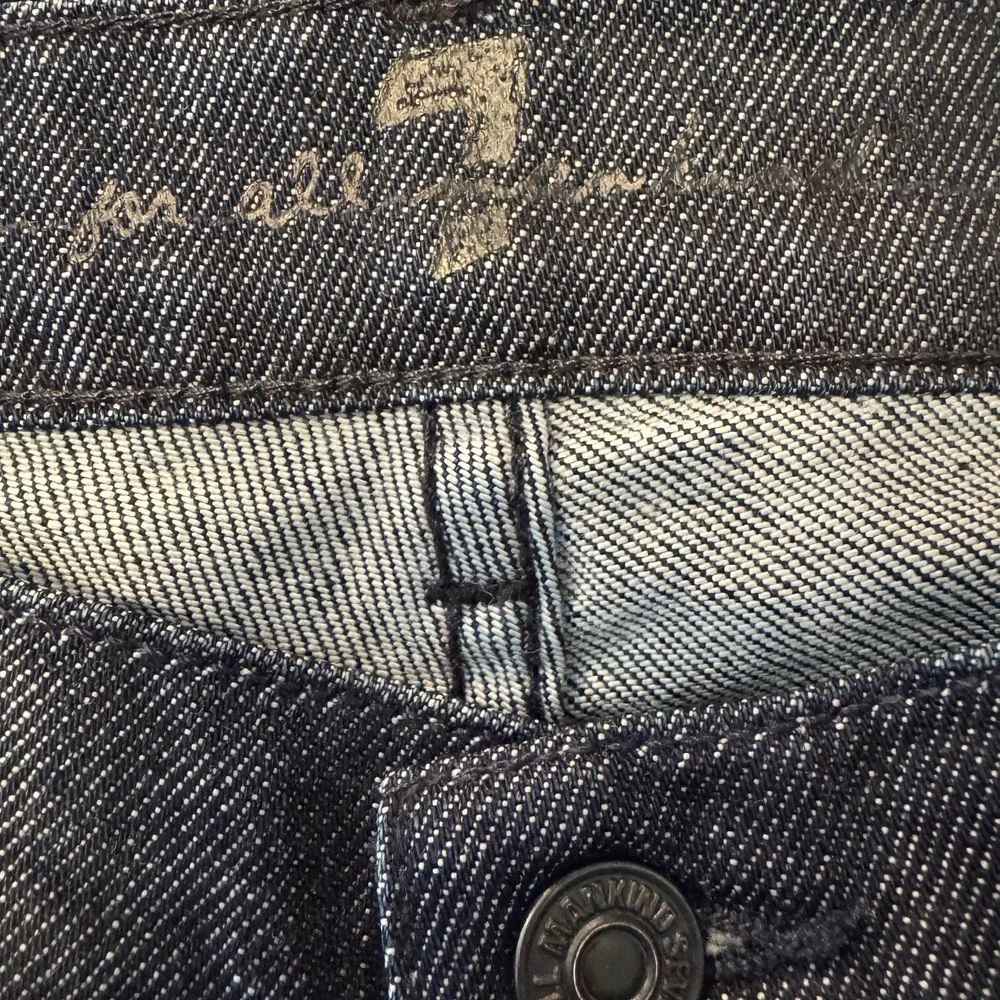 7 for all Mankind Crop Roxy Jeans Women's 32 Dark‎ Wash Oriental Accent Capri